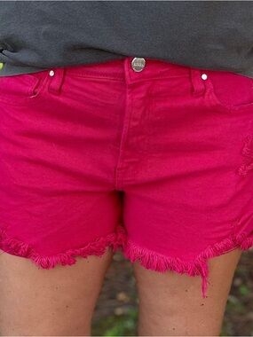 Women’s Hot Pink Risen Frayed Hem Denim Shorts